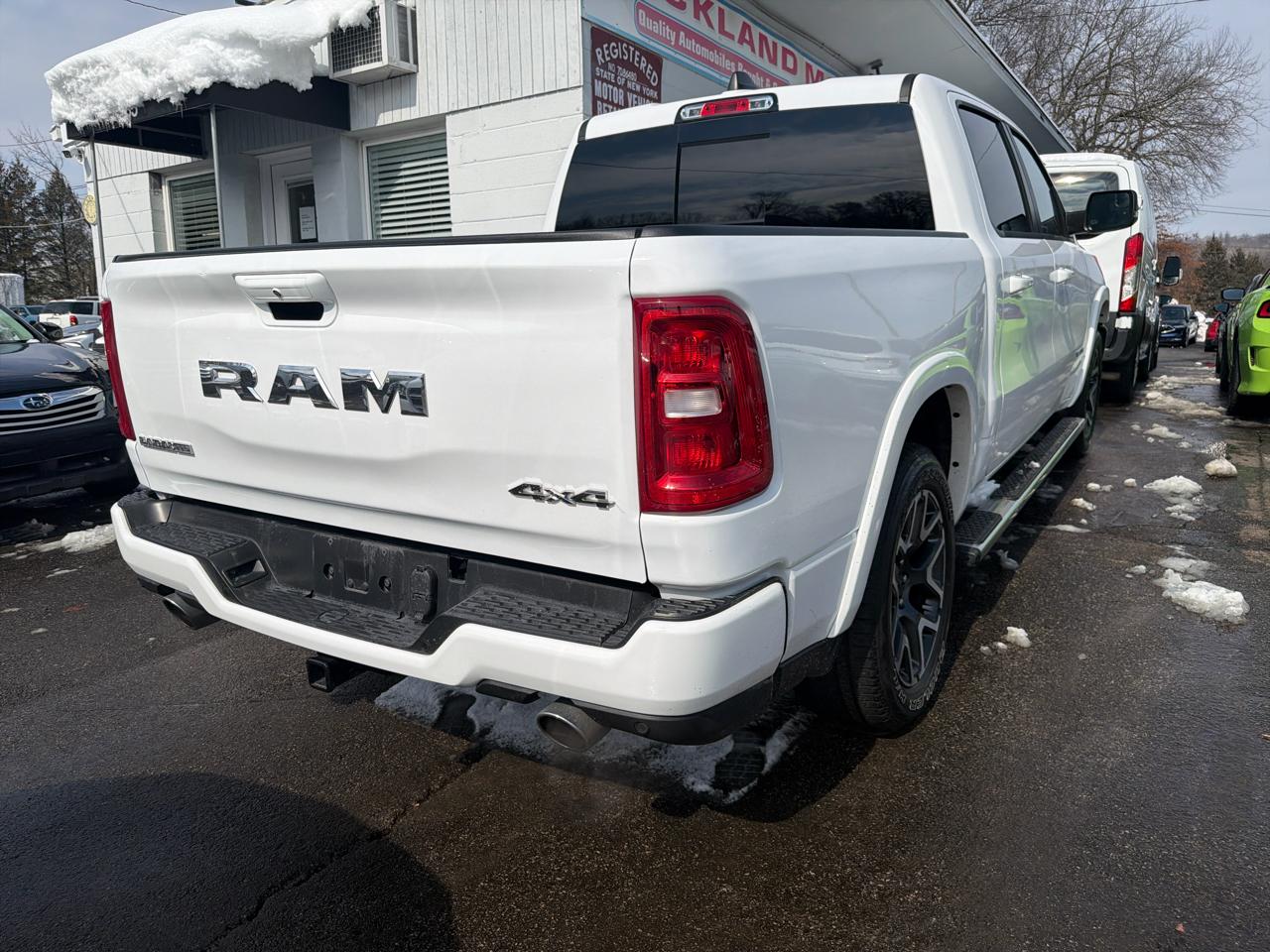 RAM 1500 Laramie 4x4 Crew Cab 5'7" Box 2025