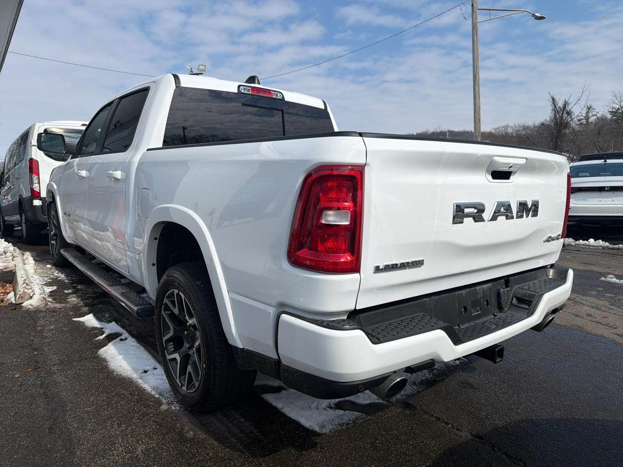 RAM 1500 Laramie 4x4 Crew Cab 5'7" Box 2025