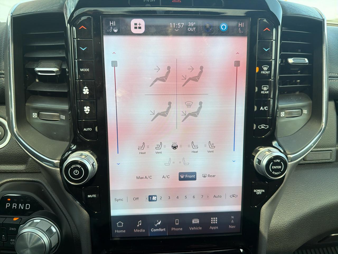 RAM 1500 Laramie 4x4 Crew Cab 5'7" Box 2025