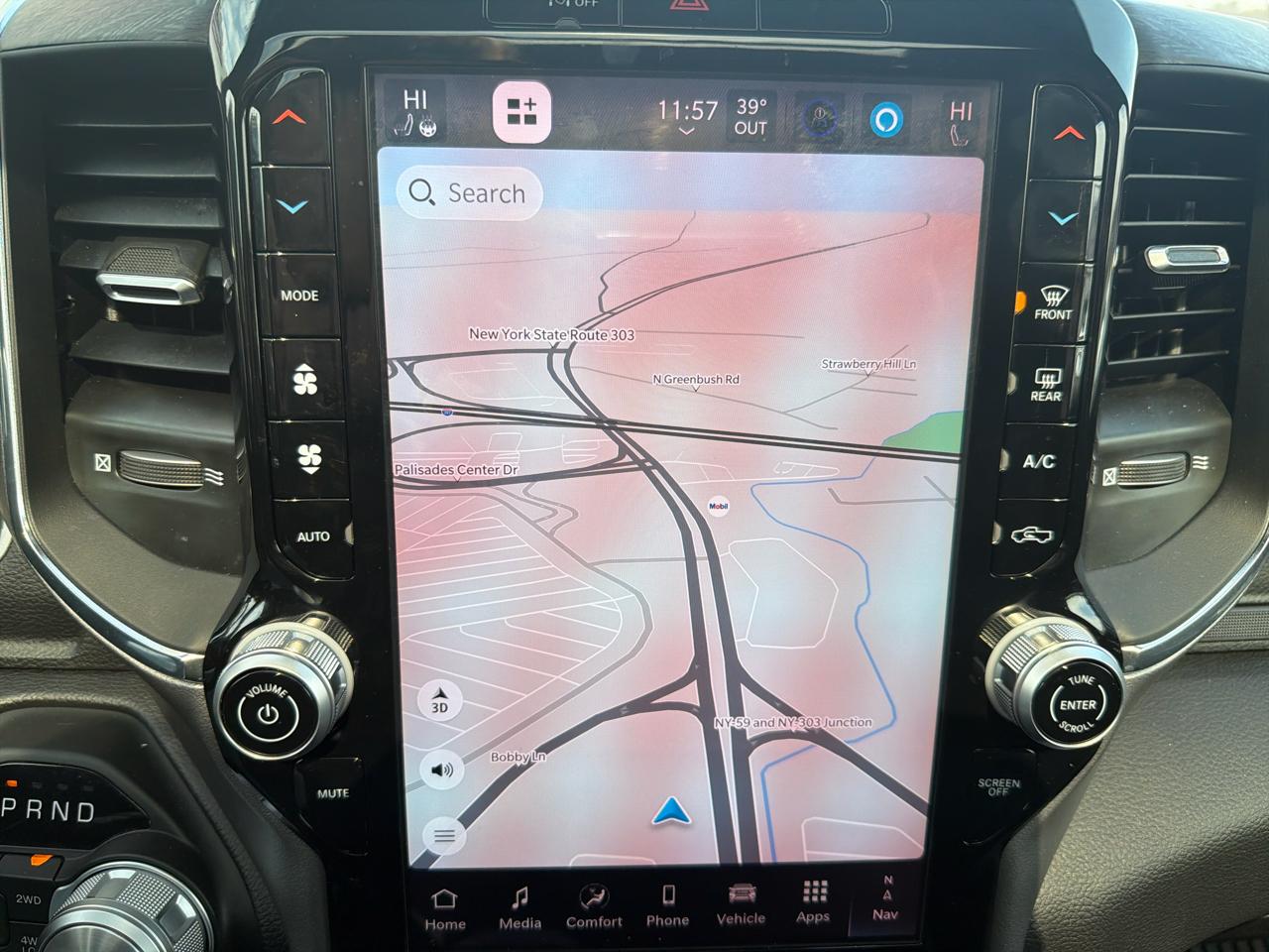 RAM 1500 Laramie 4x4 Crew Cab 5'7" Box 2025