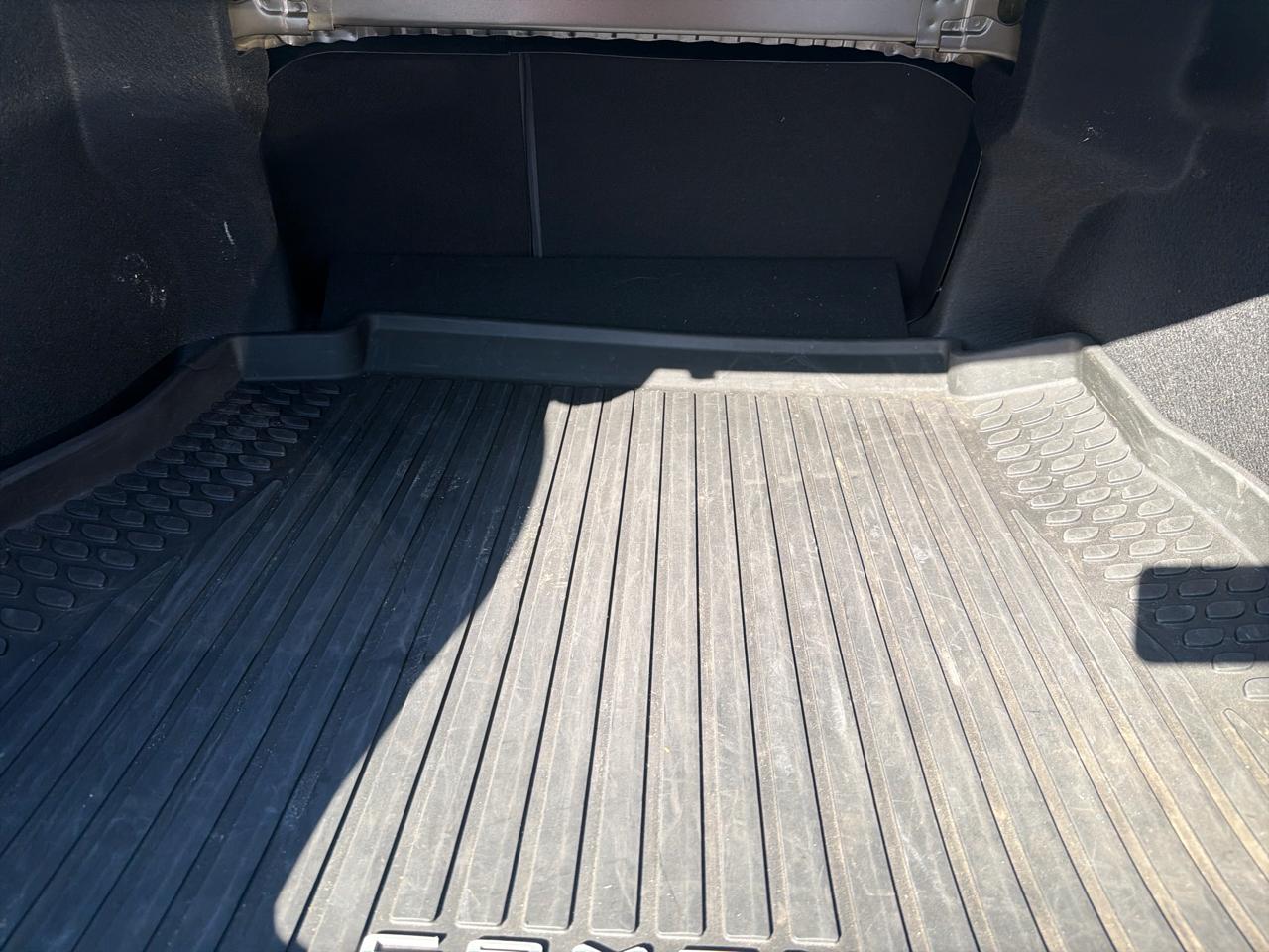 Toyota Camry XLE Auto (Natl) 2020