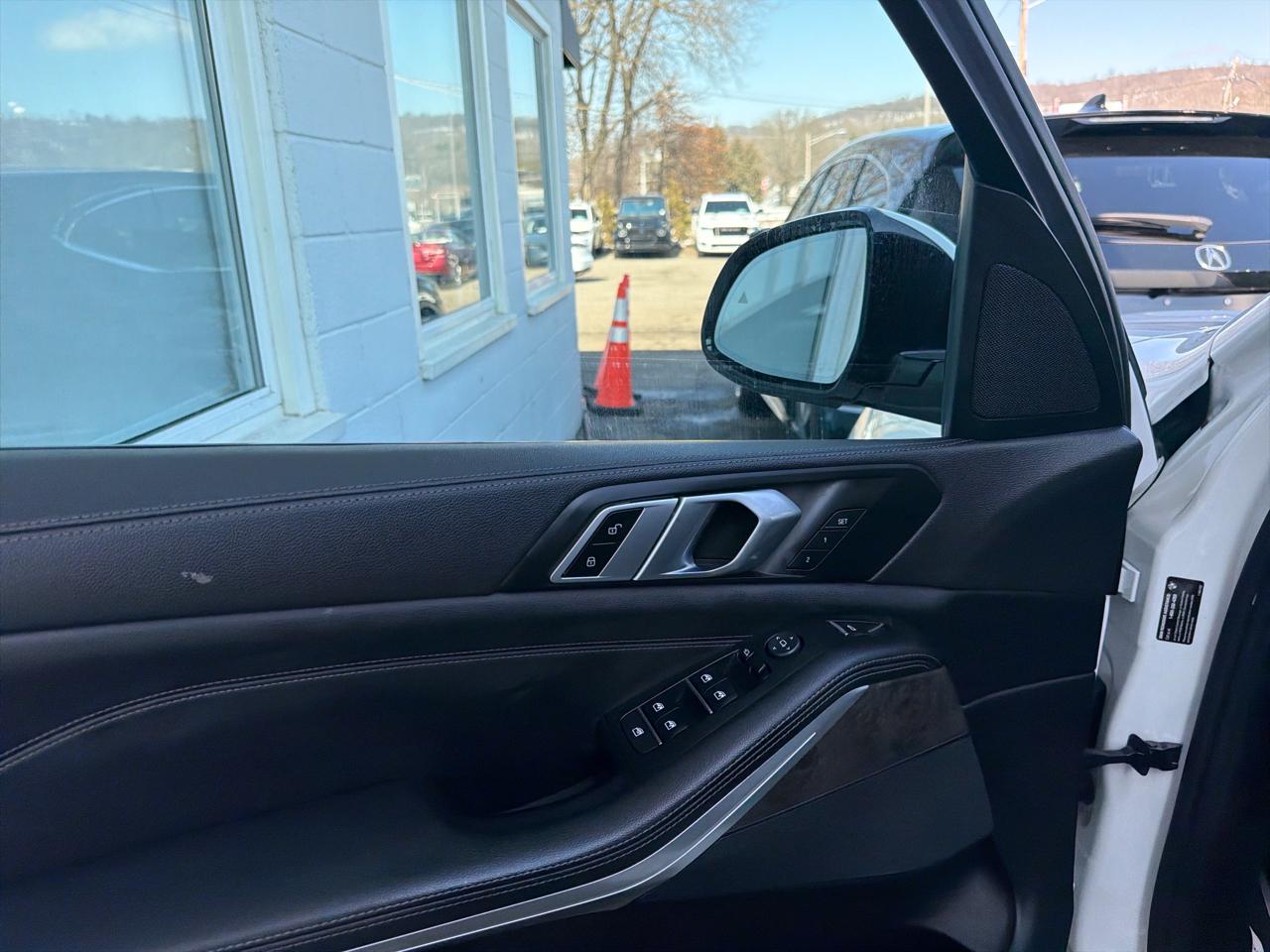 BMW X5 xDrive40i Sports Activity Vehicle 2022