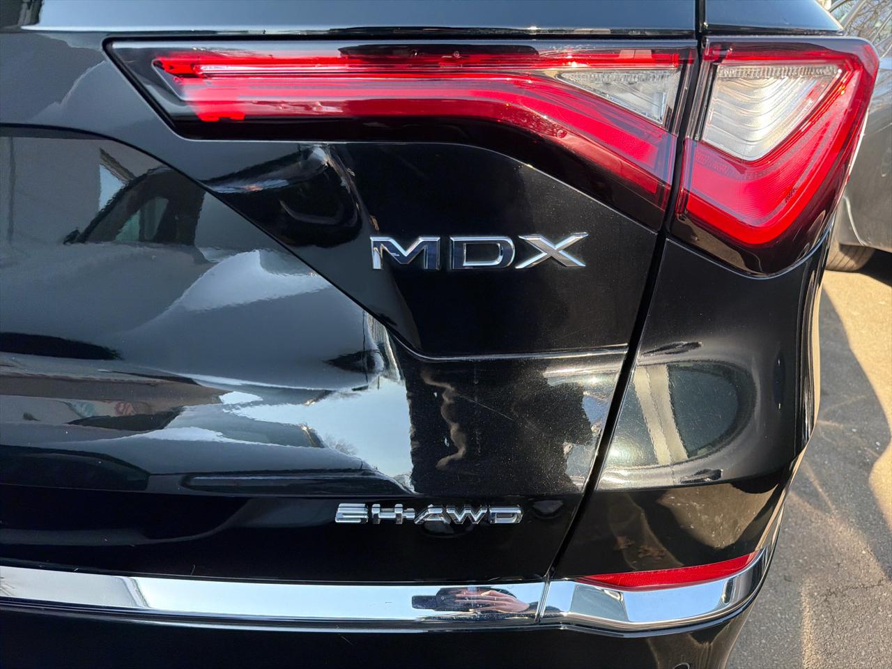 Acura MDX SH-AWD w/Technology Package 2023