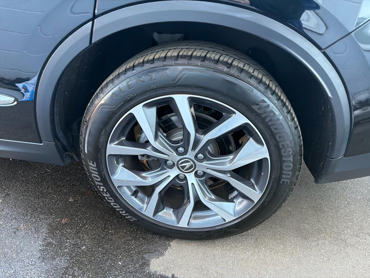 Acura MDX SH-AWD w/Technology Package 2023