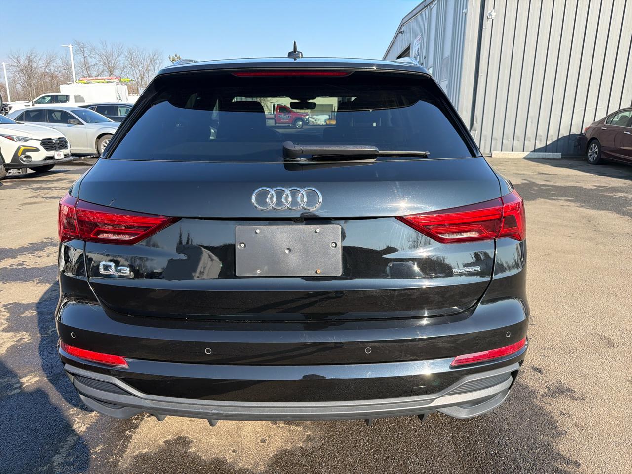 Audi Q3 S line Premium 45 TFSI quattro 2025