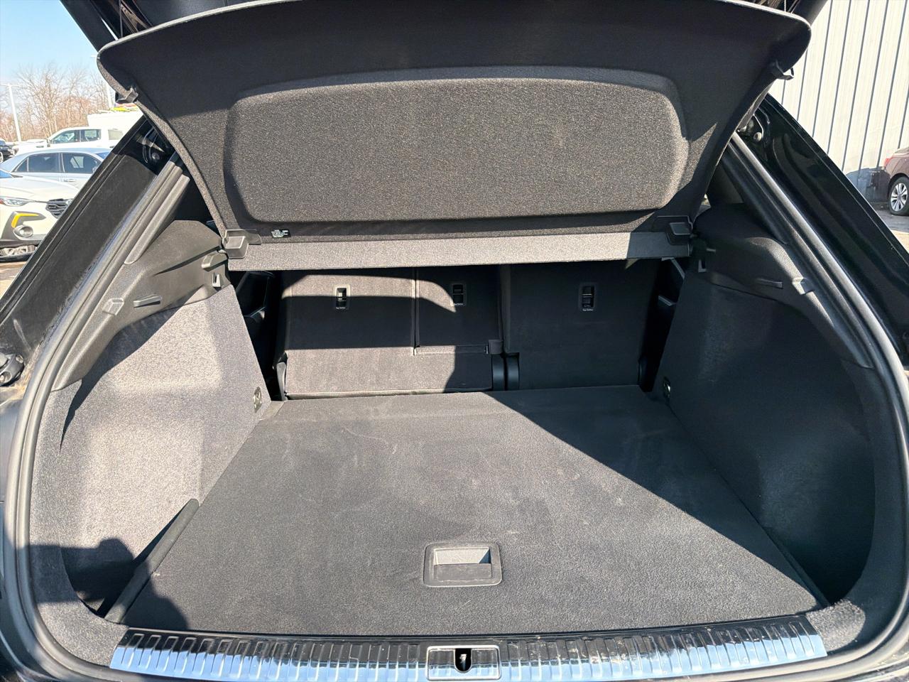 Audi Q3 S line Premium 45 TFSI quattro 2025