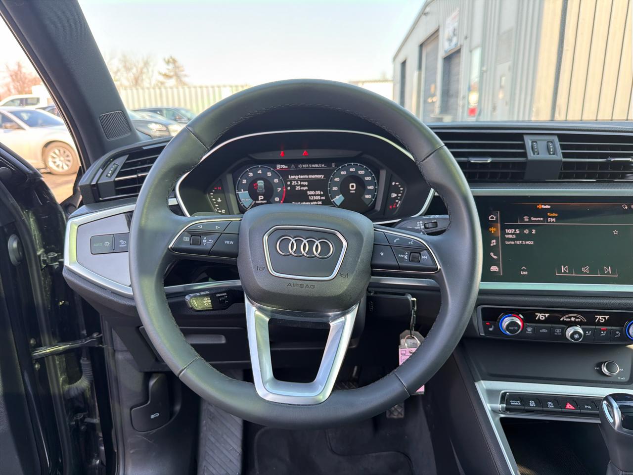 Audi Q3 S line Premium 45 TFSI quattro 2025