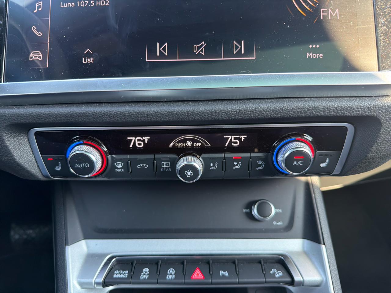 Audi Q3 S line Premium 45 TFSI quattro 2025