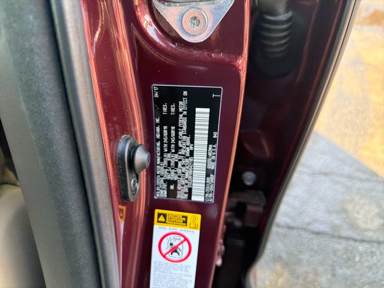 Toyota Highlander XLE V6 AWD (Natl) 2017