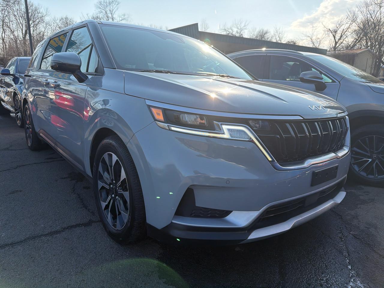 Kia Carnival EX FWD 2024