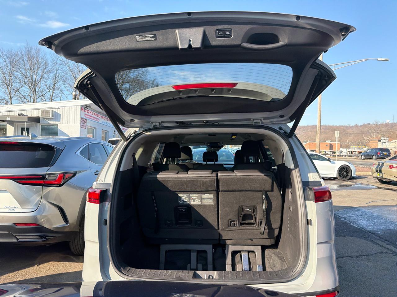 Kia Carnival EX FWD 2024