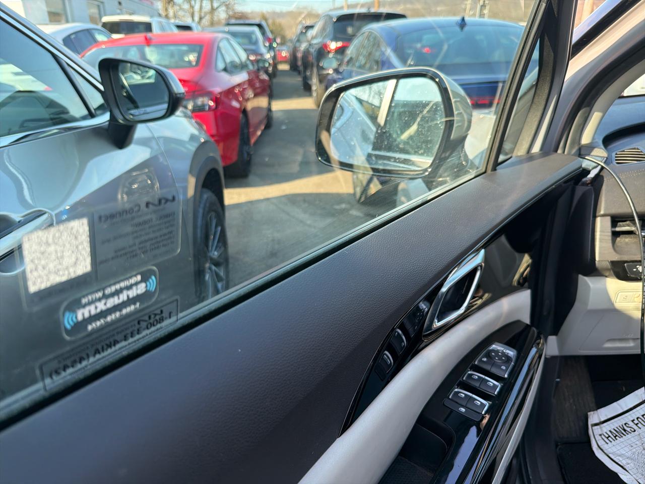 Kia Carnival EX FWD 2024