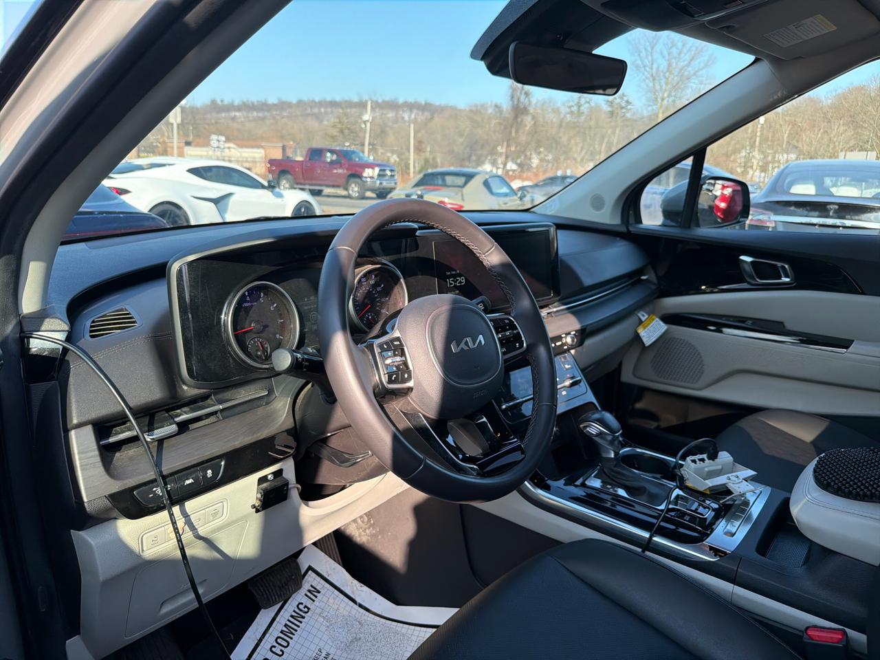 Kia Carnival EX FWD 2024