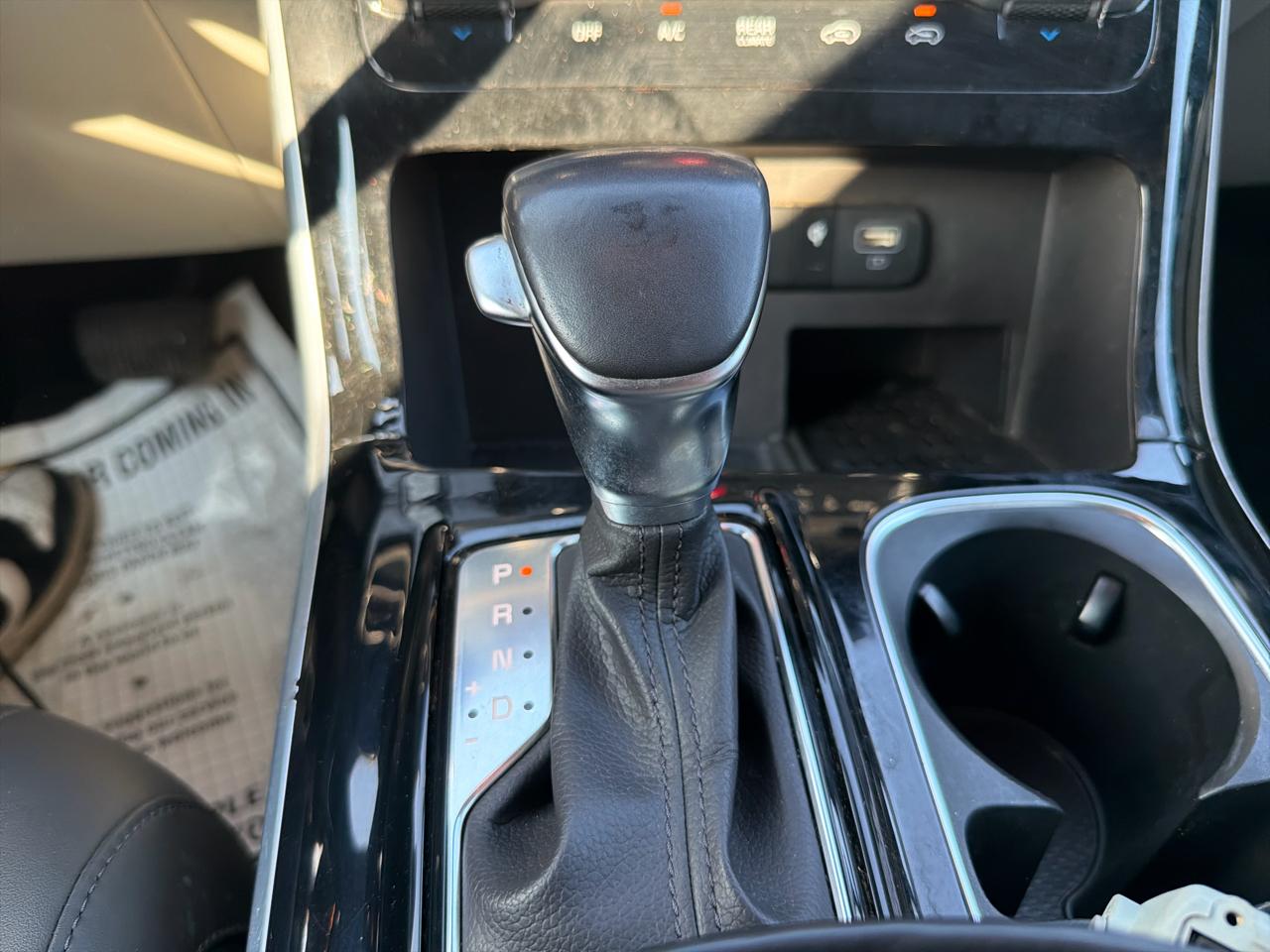 Kia Carnival EX FWD 2024