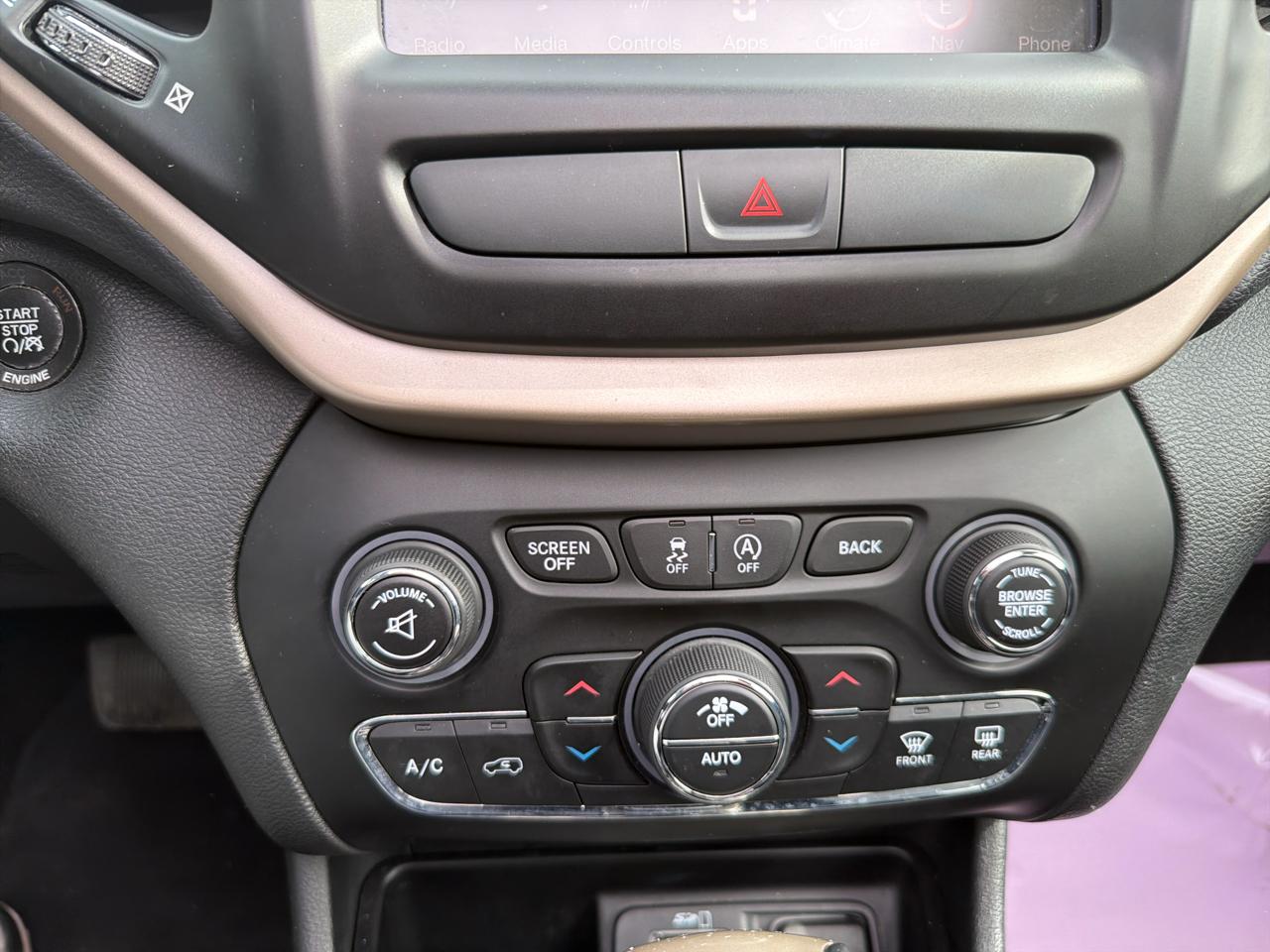 Jeep Cherokee 4WD 4dr Limited 2015