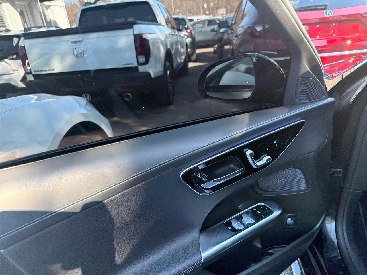 Mercedes-Benz C-Class C 300 4MATIC Sedan 2023