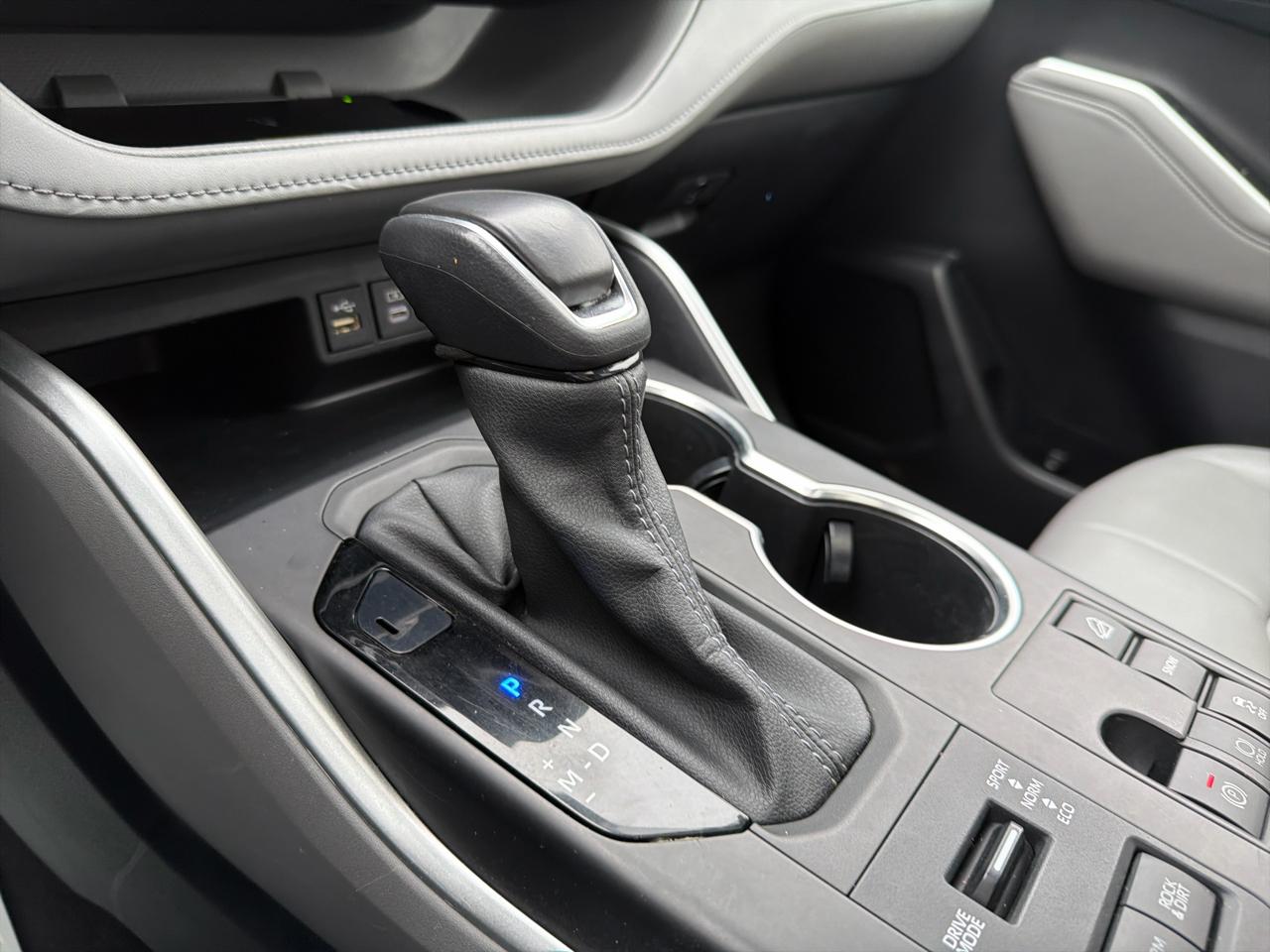 Toyota Highlander XLE 2023