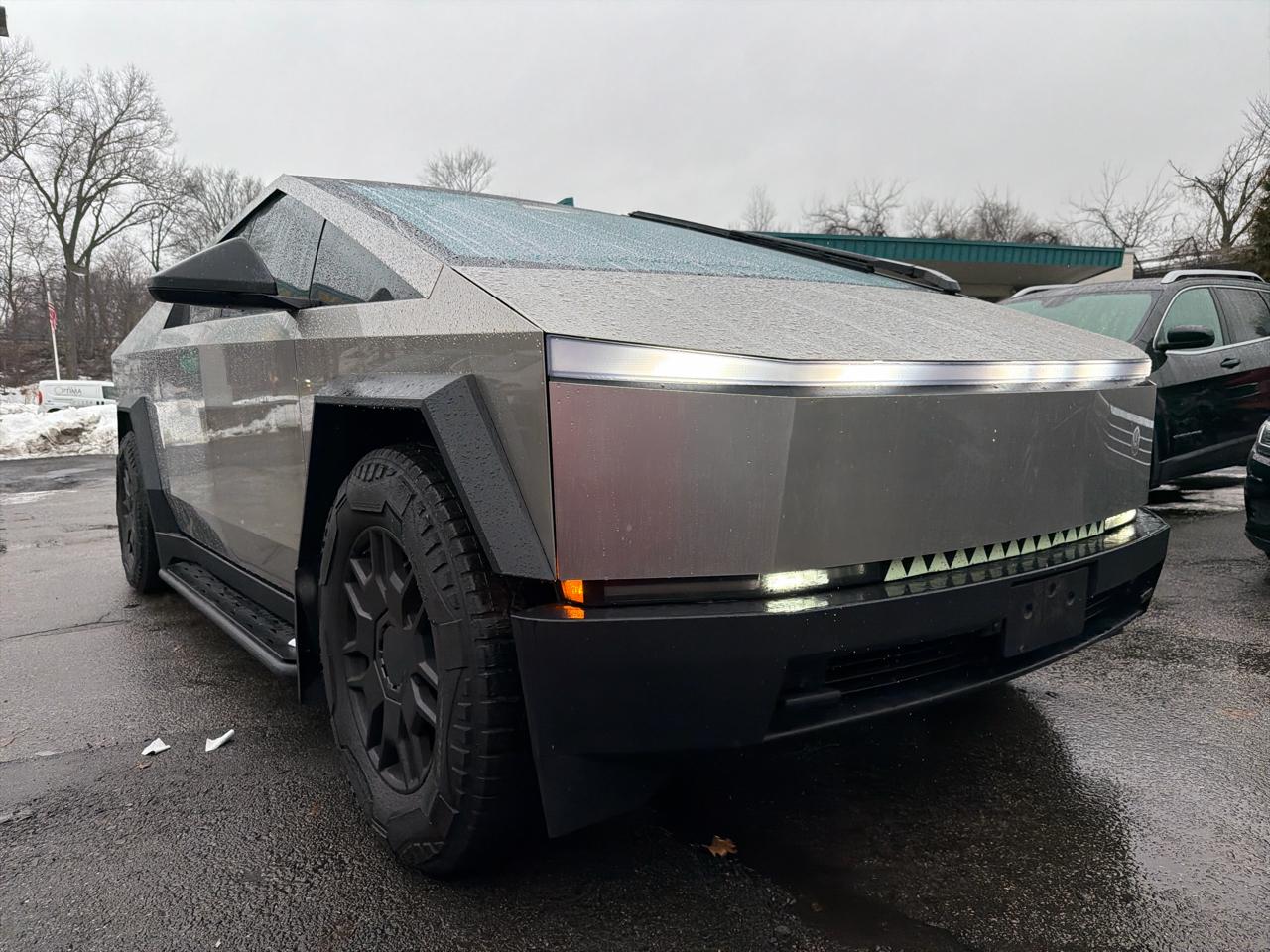 Tesla Cybertruck AWD 2024