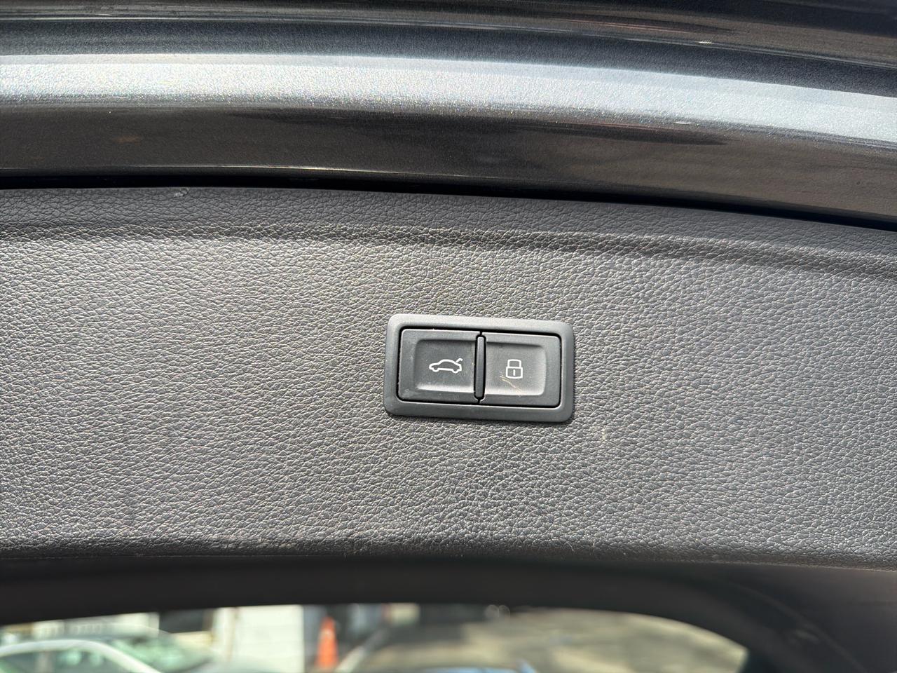 Audi SQ5 Premium Plus 3.0 TFSI quattro 2020