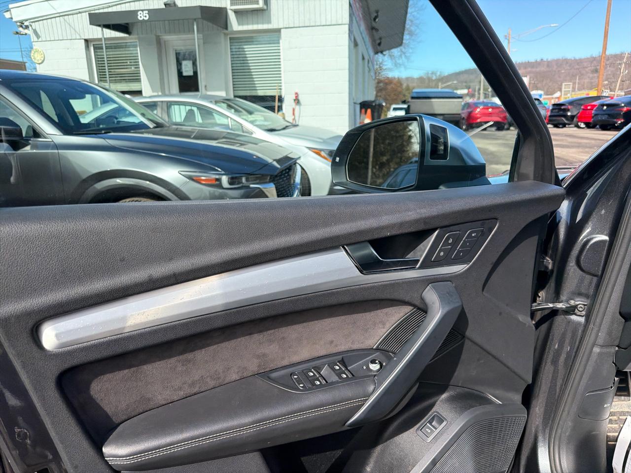 Audi SQ5 Premium Plus 3.0 TFSI quattro 2020