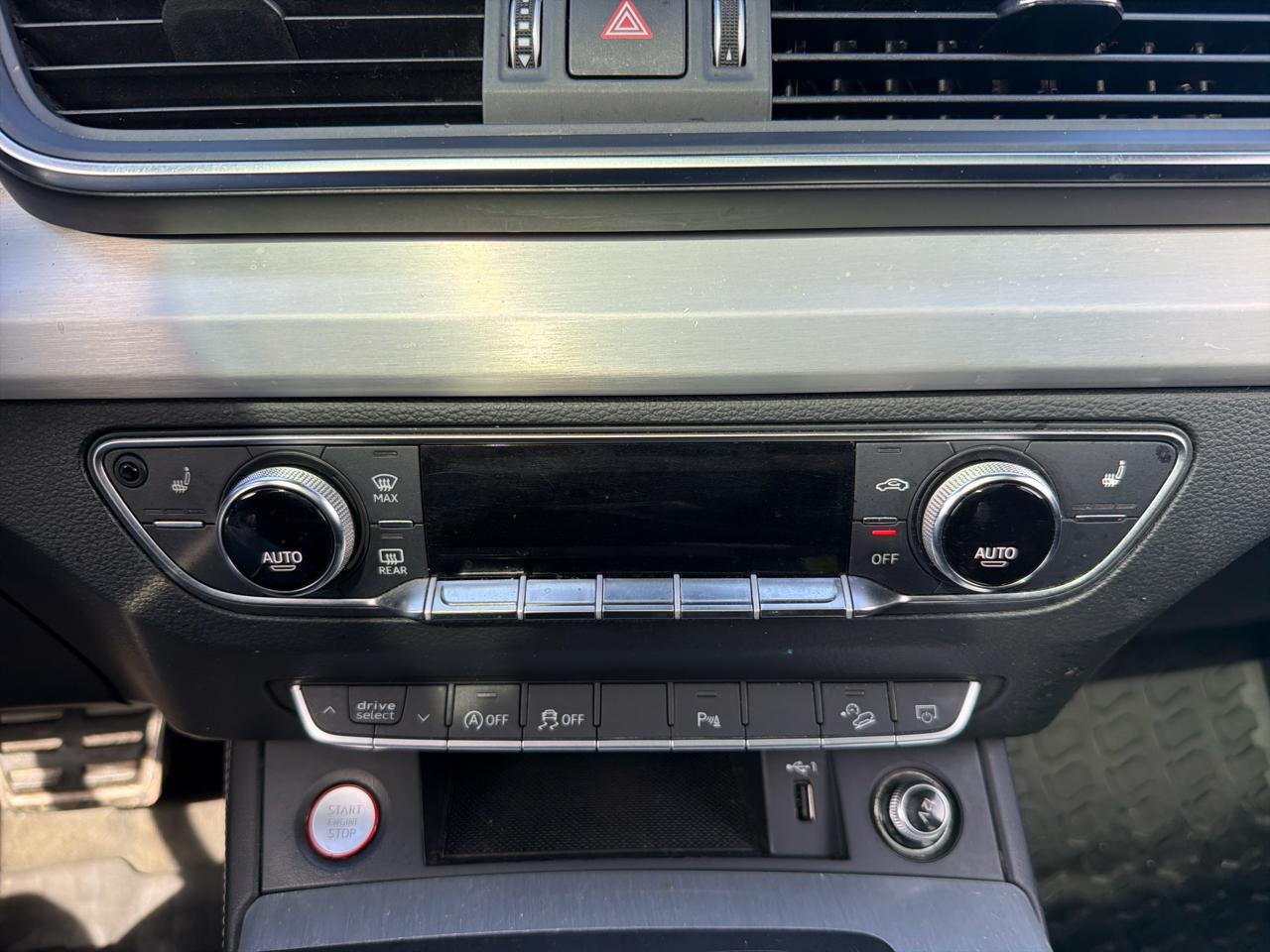 Audi SQ5 Premium Plus 3.0 TFSI quattro 2020