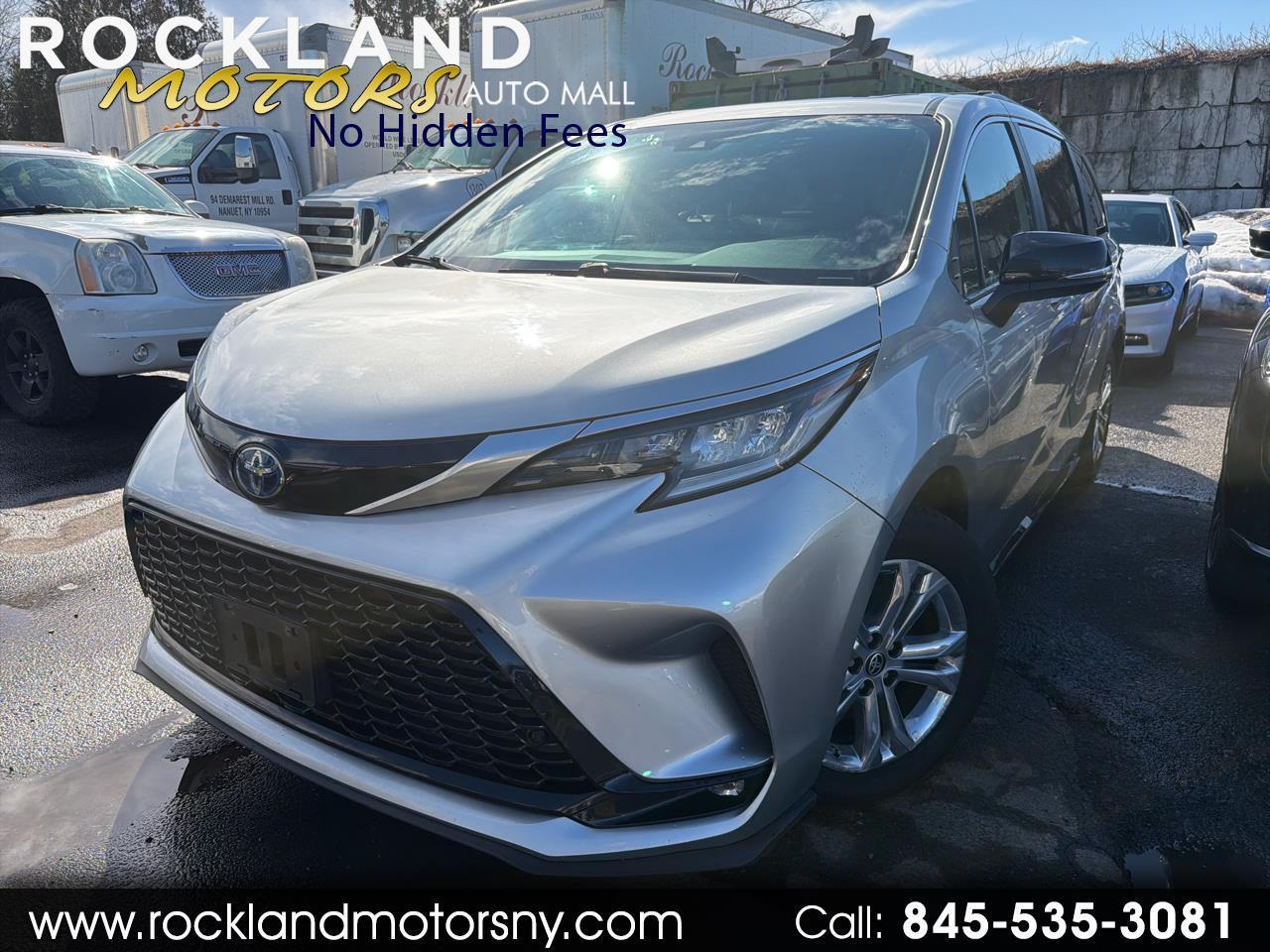 Toyota Sienna XSE 25th Anniversary AWD 7-Passenger (Natl) 2023