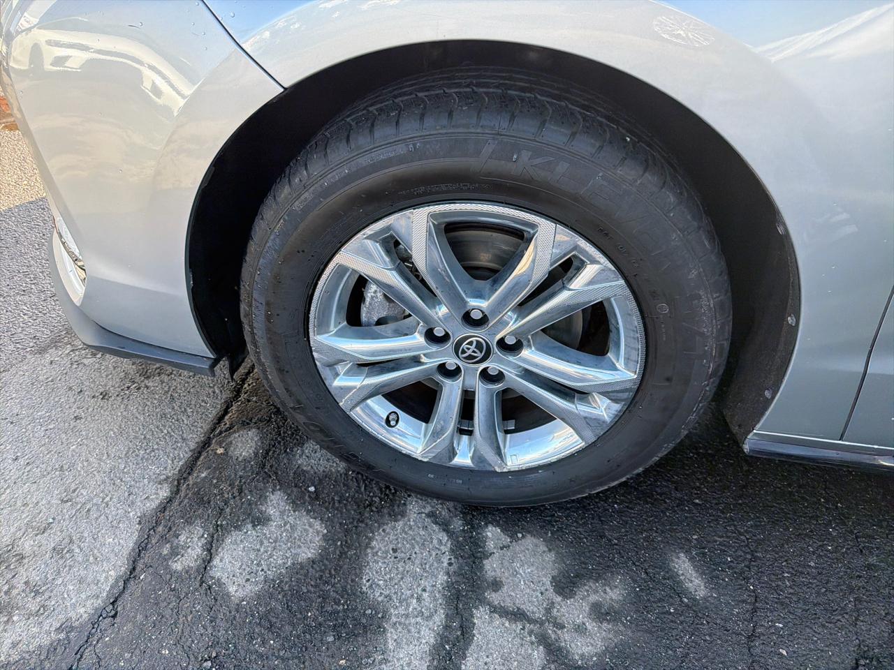 Toyota Sienna XSE 25th Anniversary AWD 7-Passenger (Natl) 2023