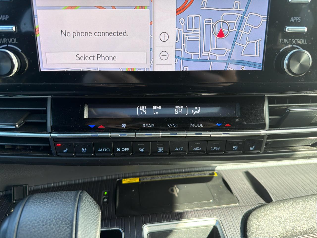 Toyota Sienna XSE 25th Anniversary AWD 7-Passenger (Natl) 2023