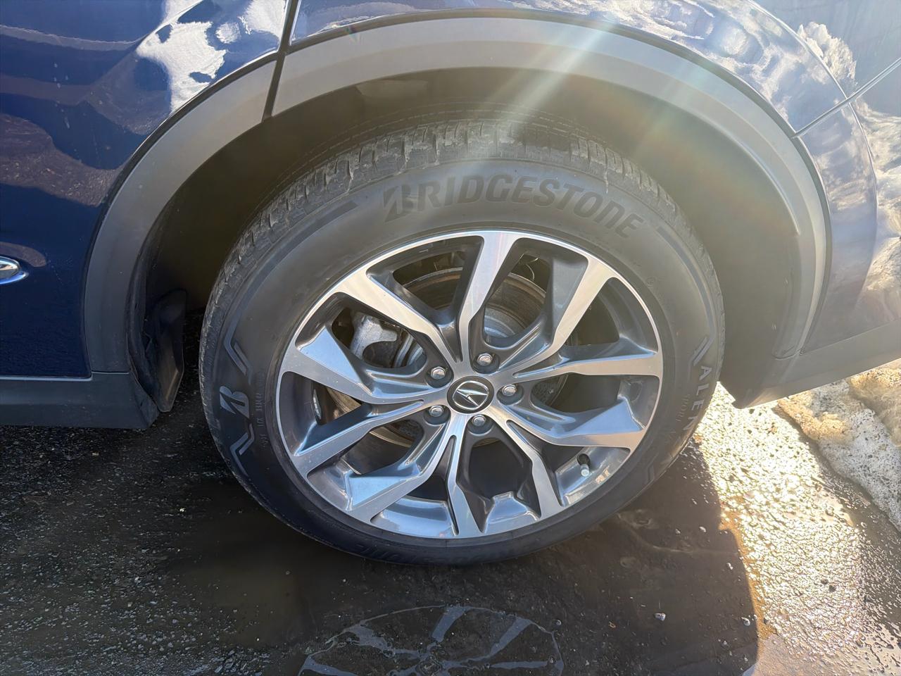 Acura MDX SH-AWD w/Technology Package 2023