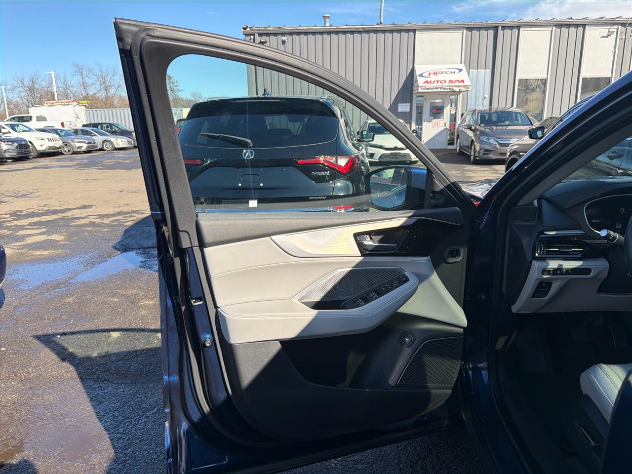 Acura MDX SH-AWD w/Technology Package 2023