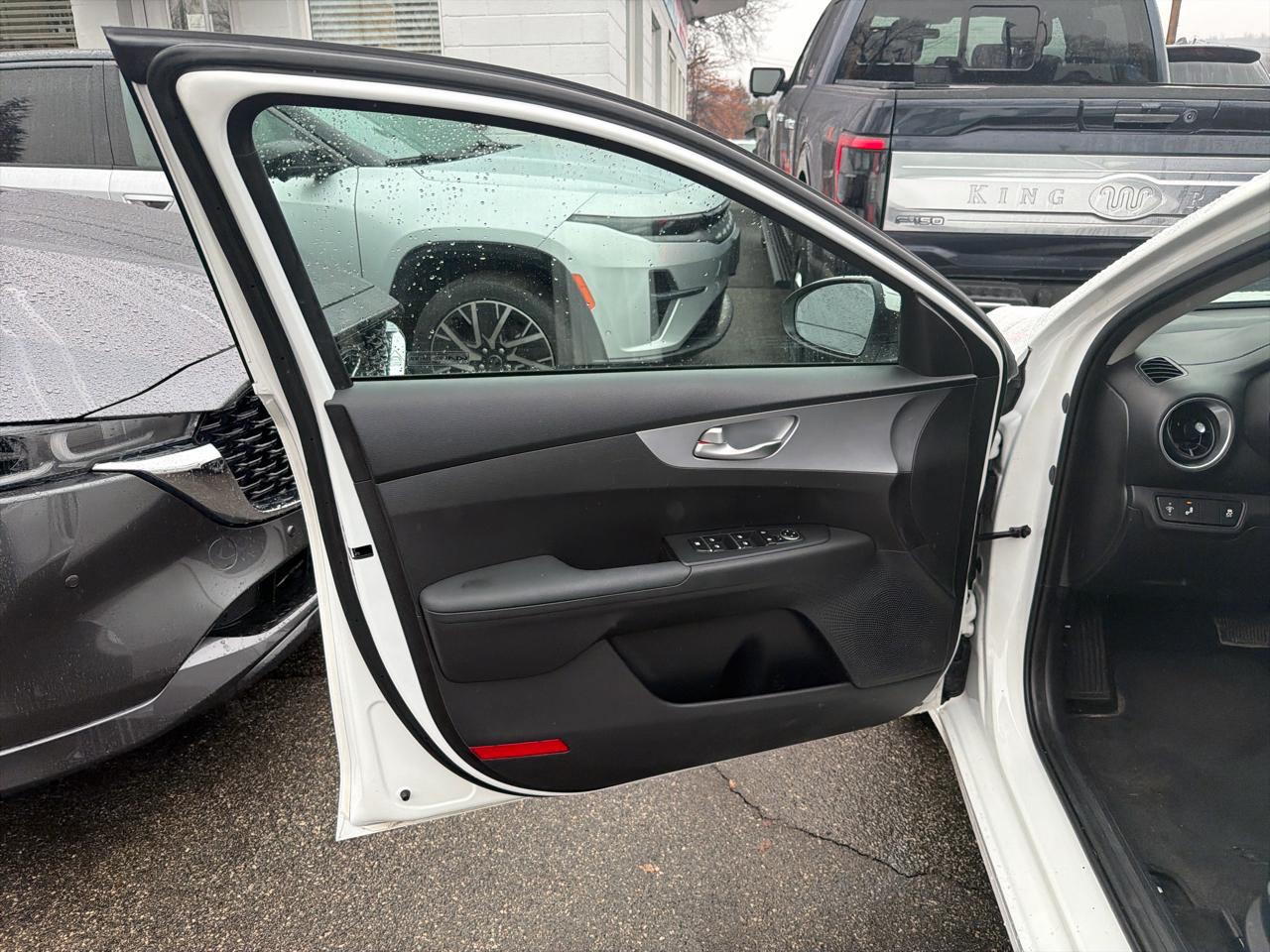 Kia Forte LXS IVT 2023