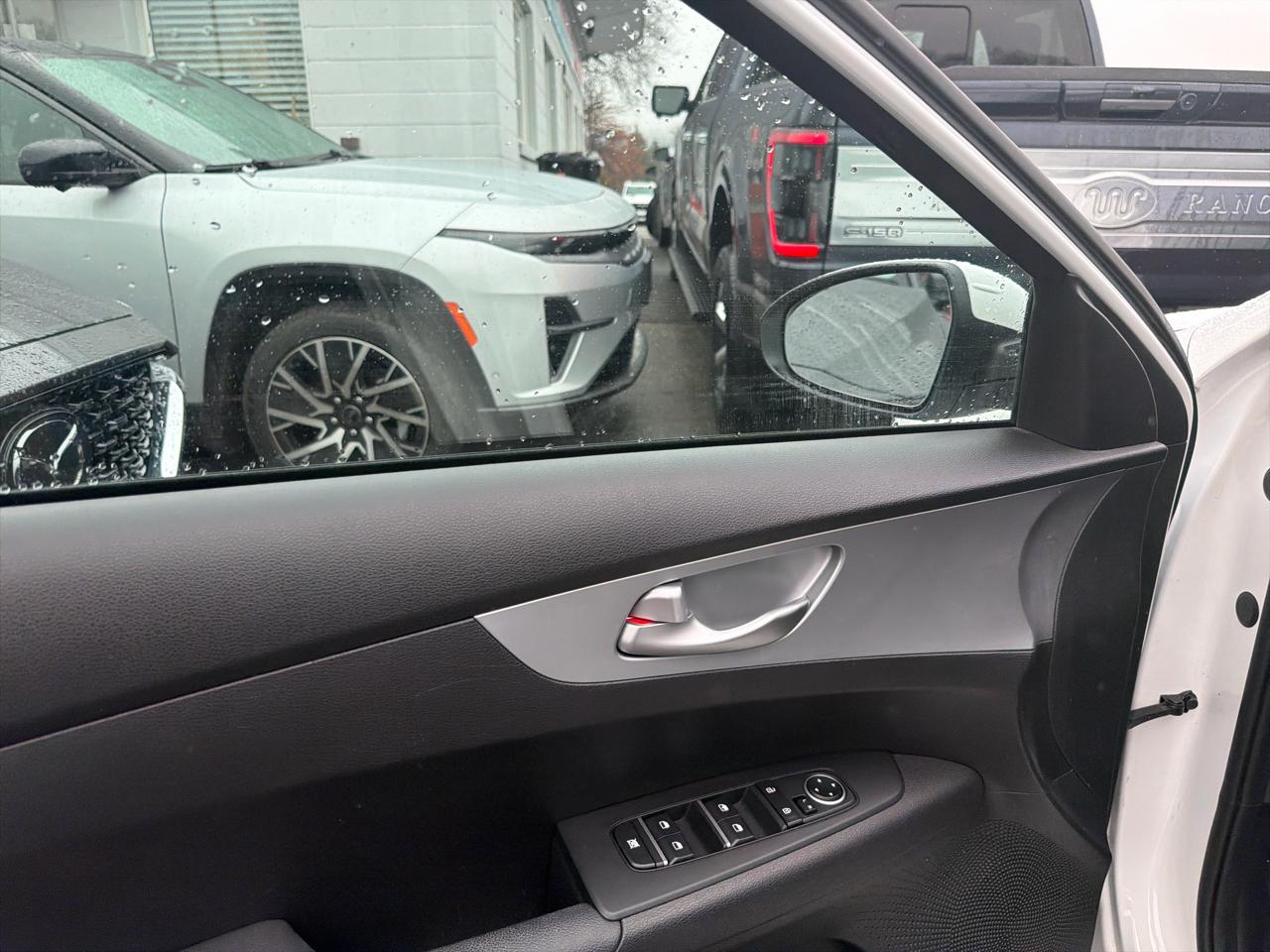 Kia Forte LXS IVT 2023