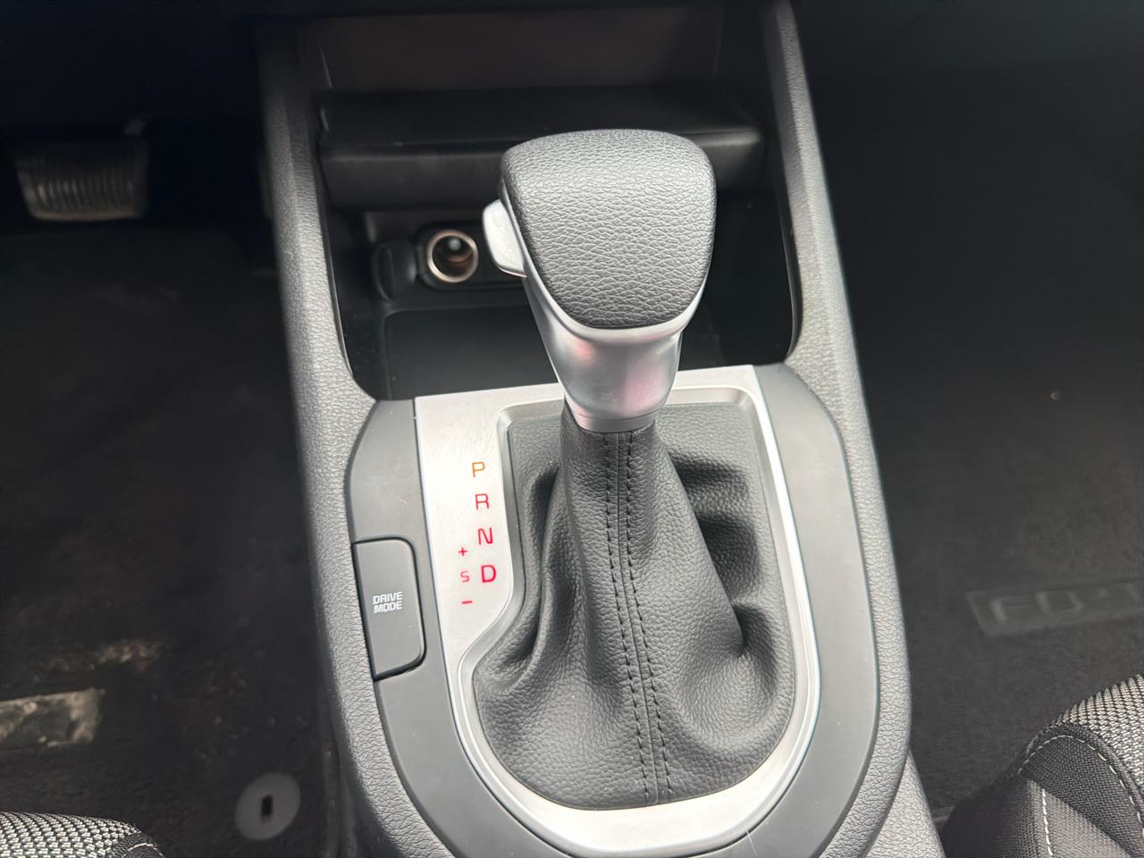 Kia Forte LXS IVT 2023