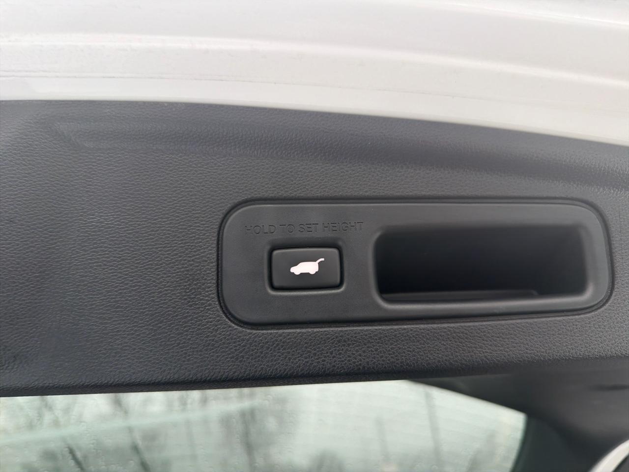 Acura MDX SH-AWD 2023