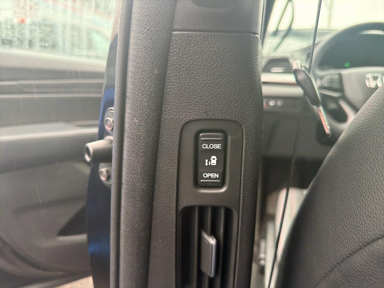 Honda Odyssey Sport-L Auto 2025