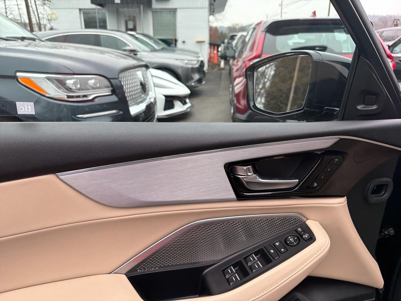 Acura MDX SH-AWD w/Technology Package 2023