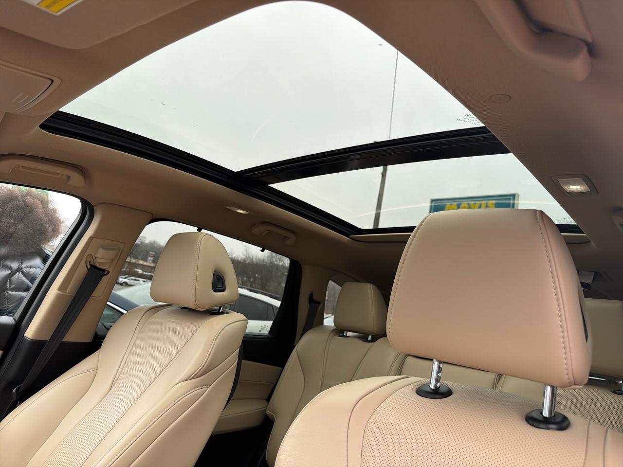 Acura MDX SH-AWD w/Technology Package 2023