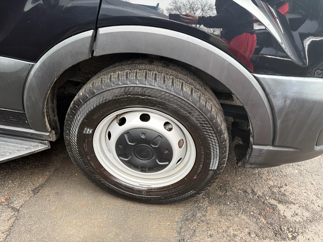 Ford Transit Passenger Wagon  2023