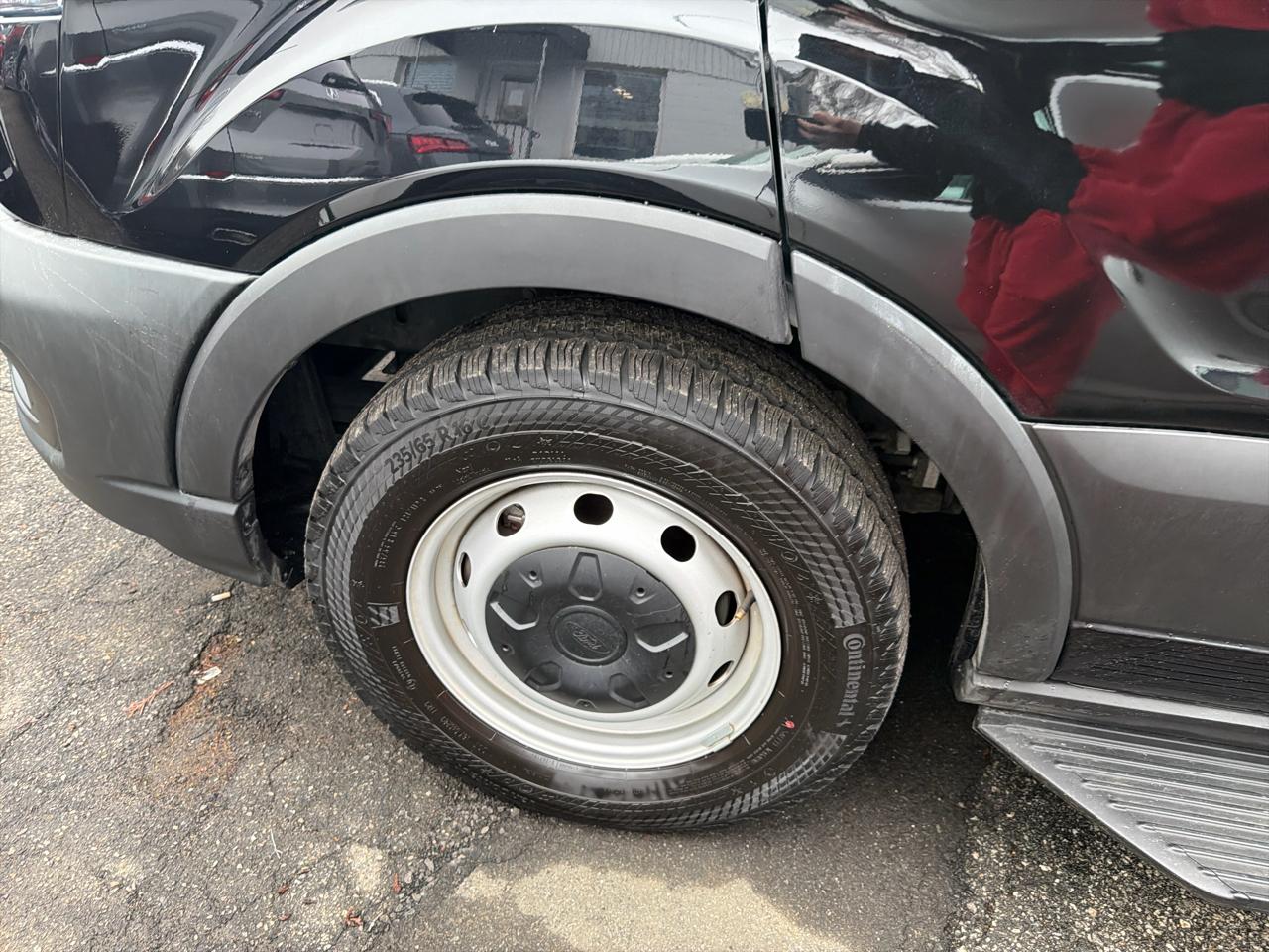 Ford Transit Passenger Wagon  2023