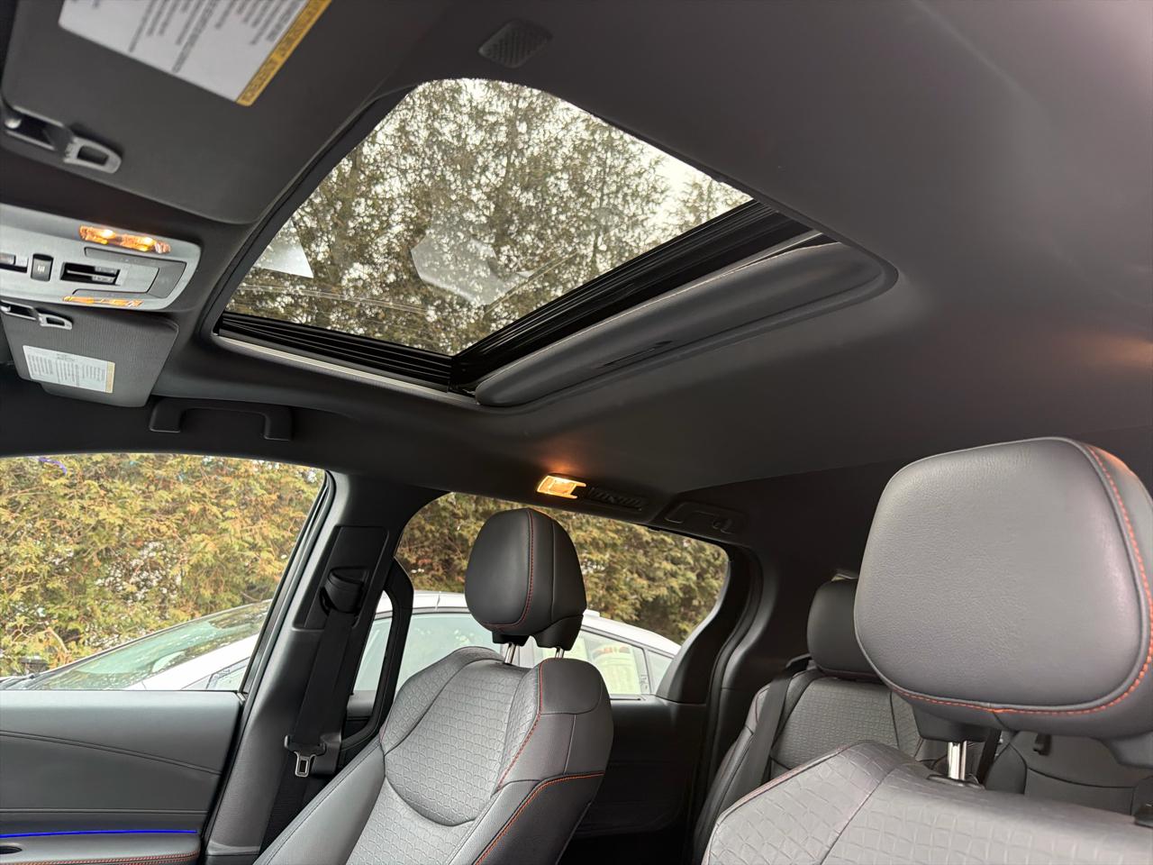 Toyota Sienna XSE AWD 7-Passenger (Natl) 2024