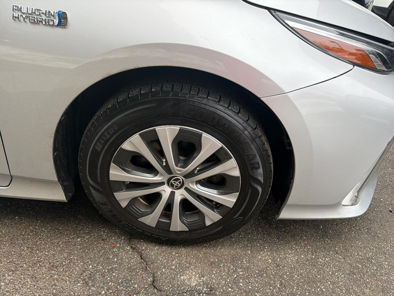 Toyota Prius Prime Limited (Natl) 2021