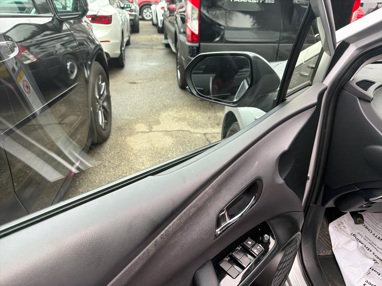 Toyota Prius Prime Limited (Natl) 2021