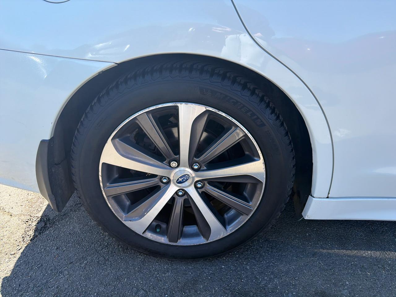 Subaru Legacy 2.5i Limited 2017