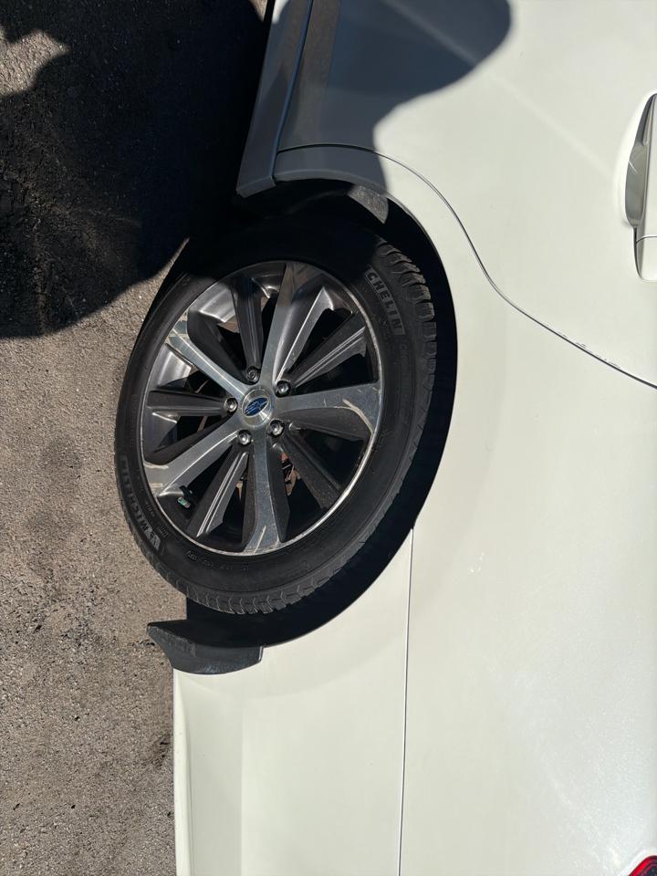 Subaru Legacy 2.5i Limited 2017