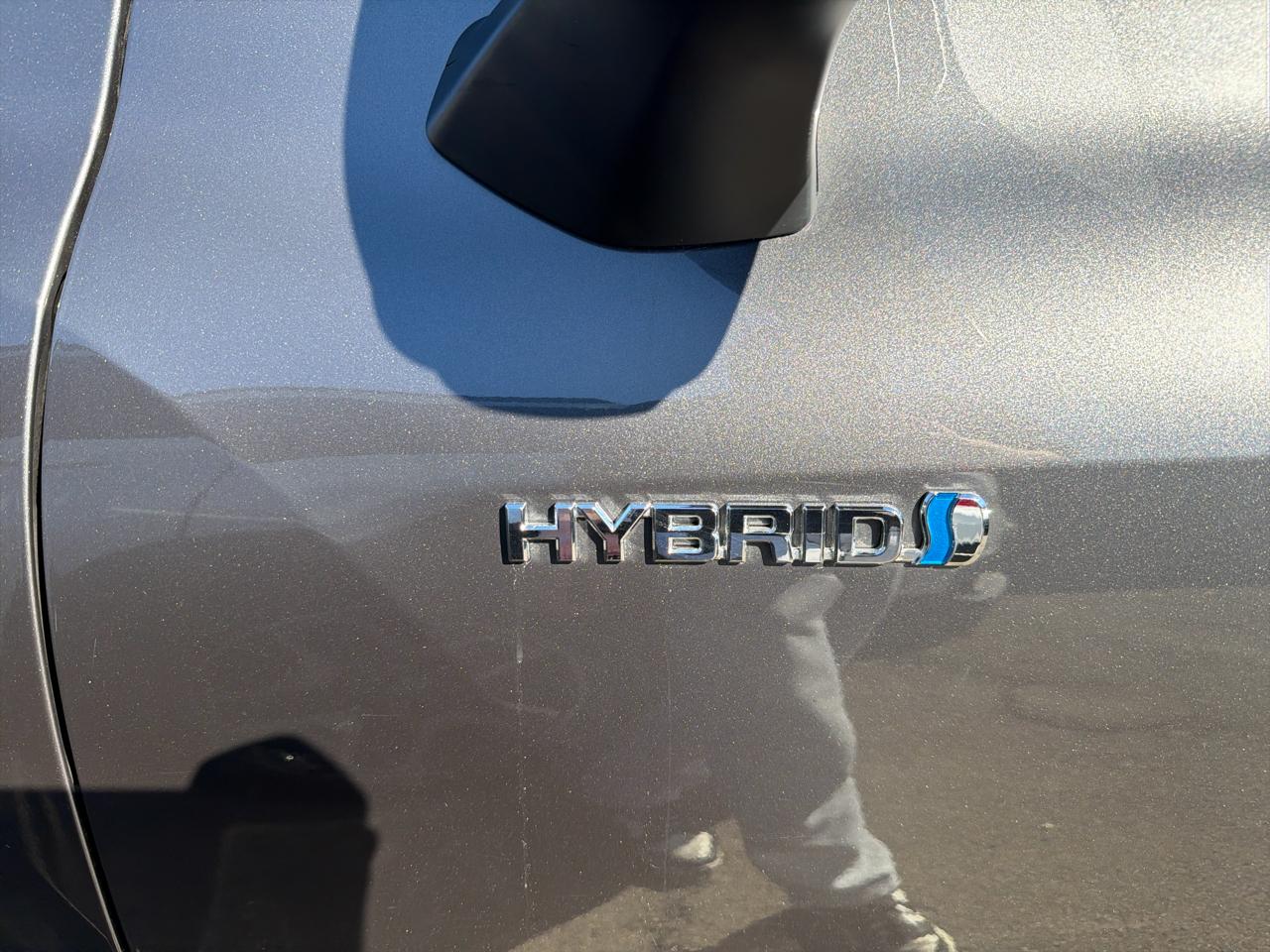 Toyota Highlander Hybrid XLE AWD (Natl) 2021