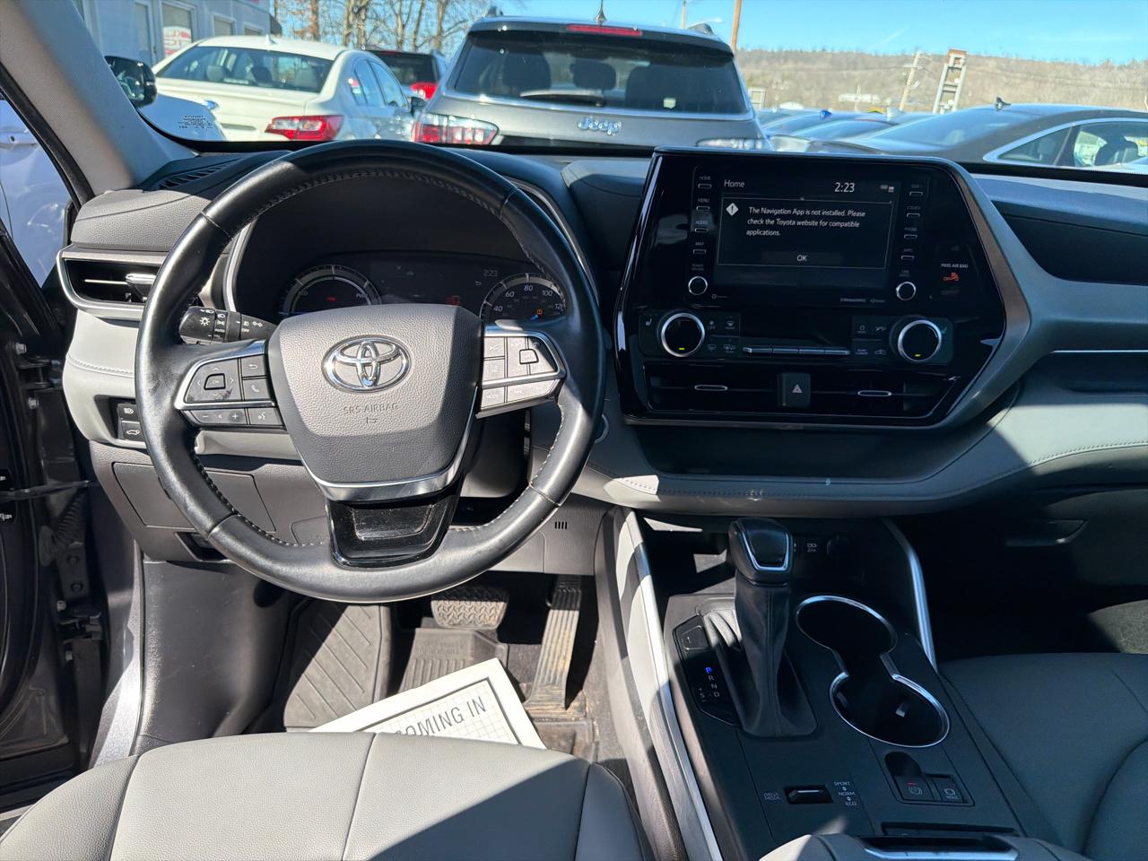 Toyota Highlander Hybrid XLE AWD (Natl) 2021