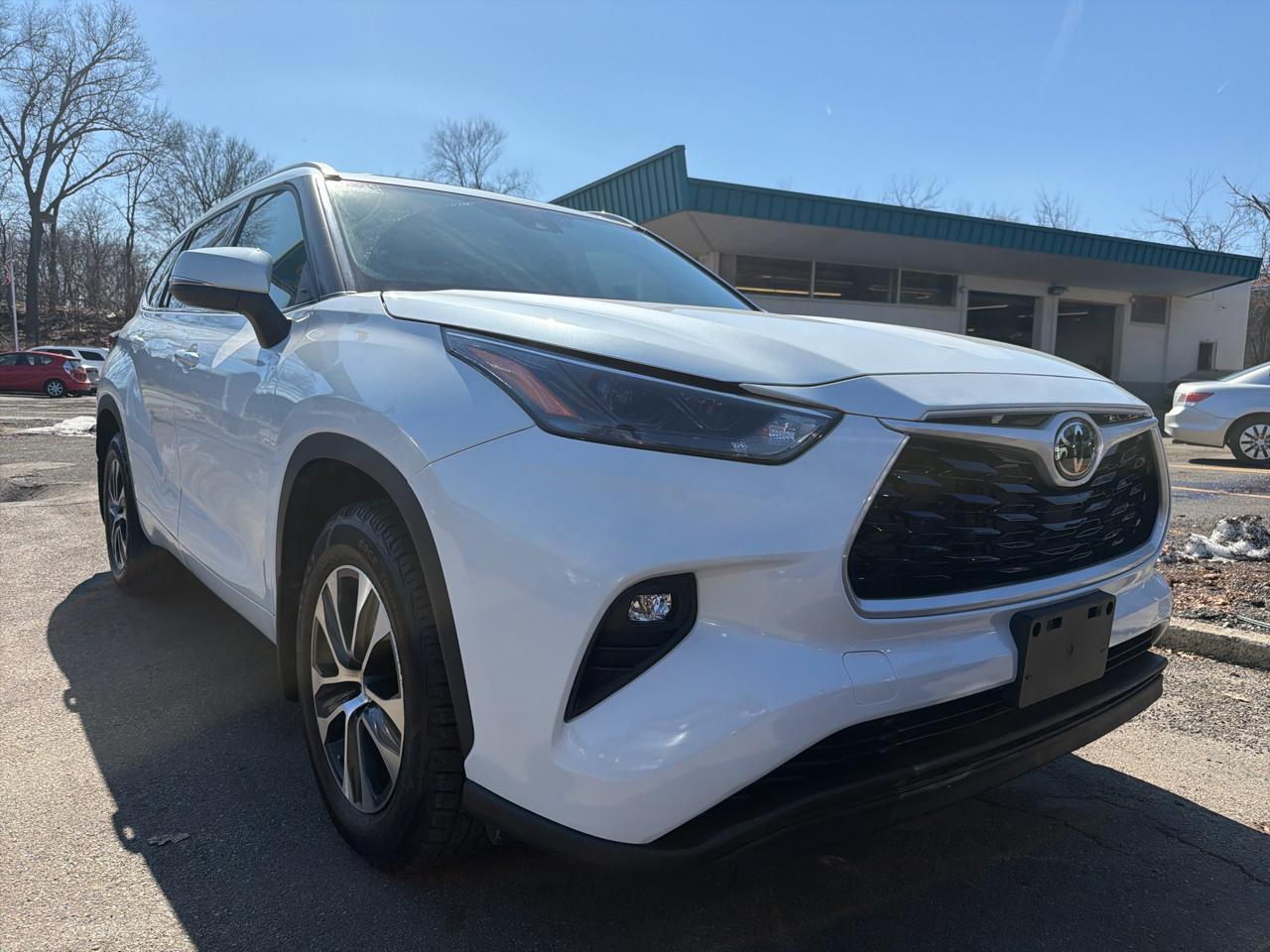 Toyota Highlander XLE AWD (Natl) 2022