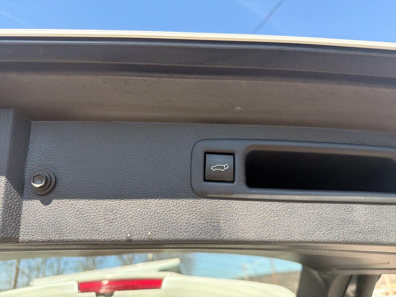 Toyota Highlander XLE AWD (Natl) 2022