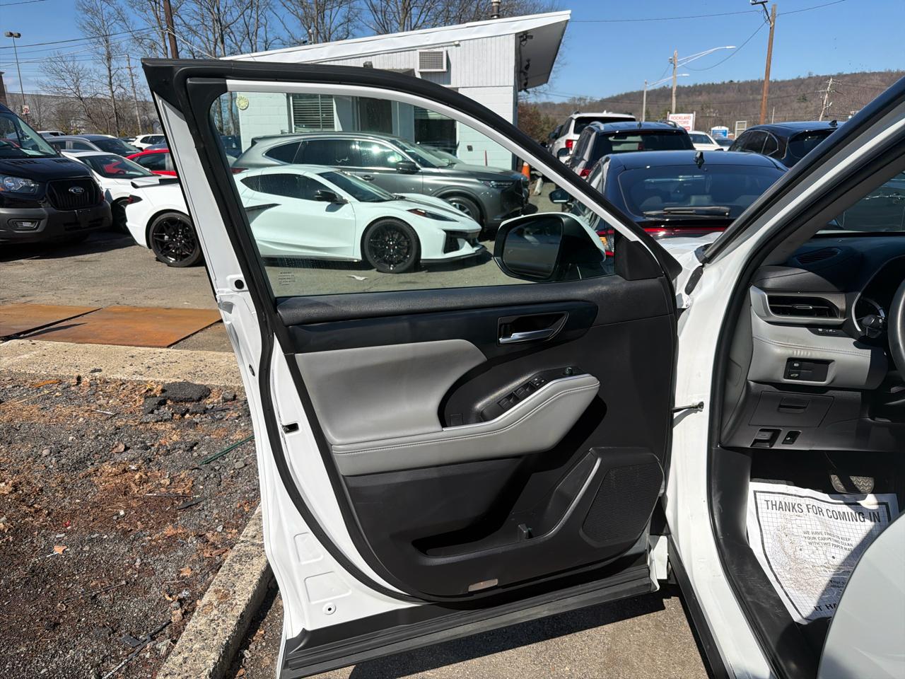 Toyota Highlander XLE AWD (Natl) 2022