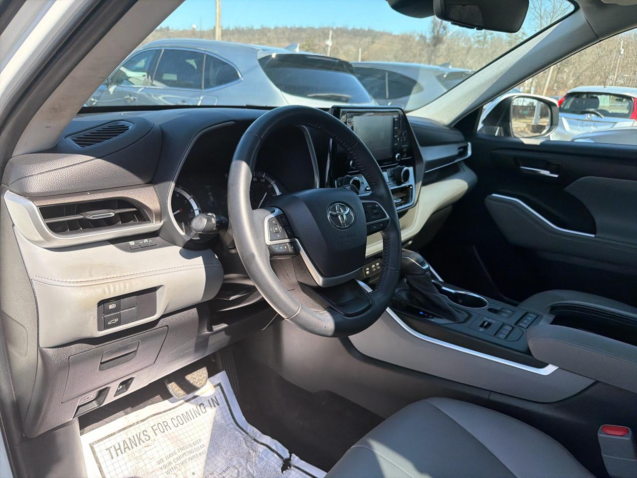 Toyota Highlander XLE AWD (Natl) 2022